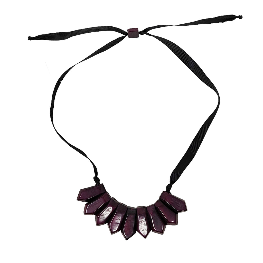 Collana diamante in tagua