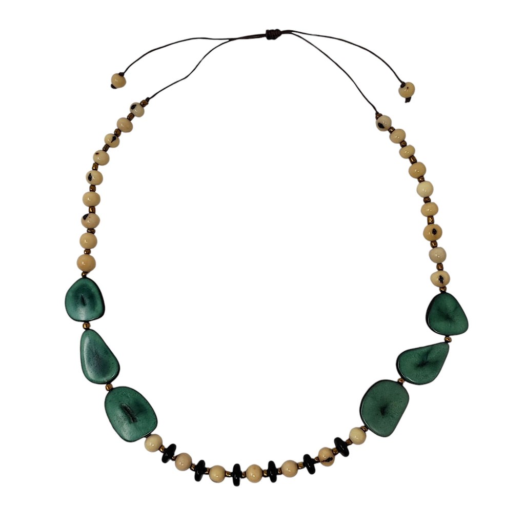 Collana Mara in tagua e acai